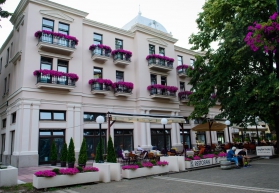 ВЪРНЯЧКА БАНЯ – Кралицата на СПА туризма в Сърбия -  хотел ZEPTER VRNJACKA BANJA 4*